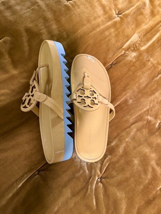 Tory Burch Shoes - Tory Burch Logo cloud lug Sandals in yellow with blue sole